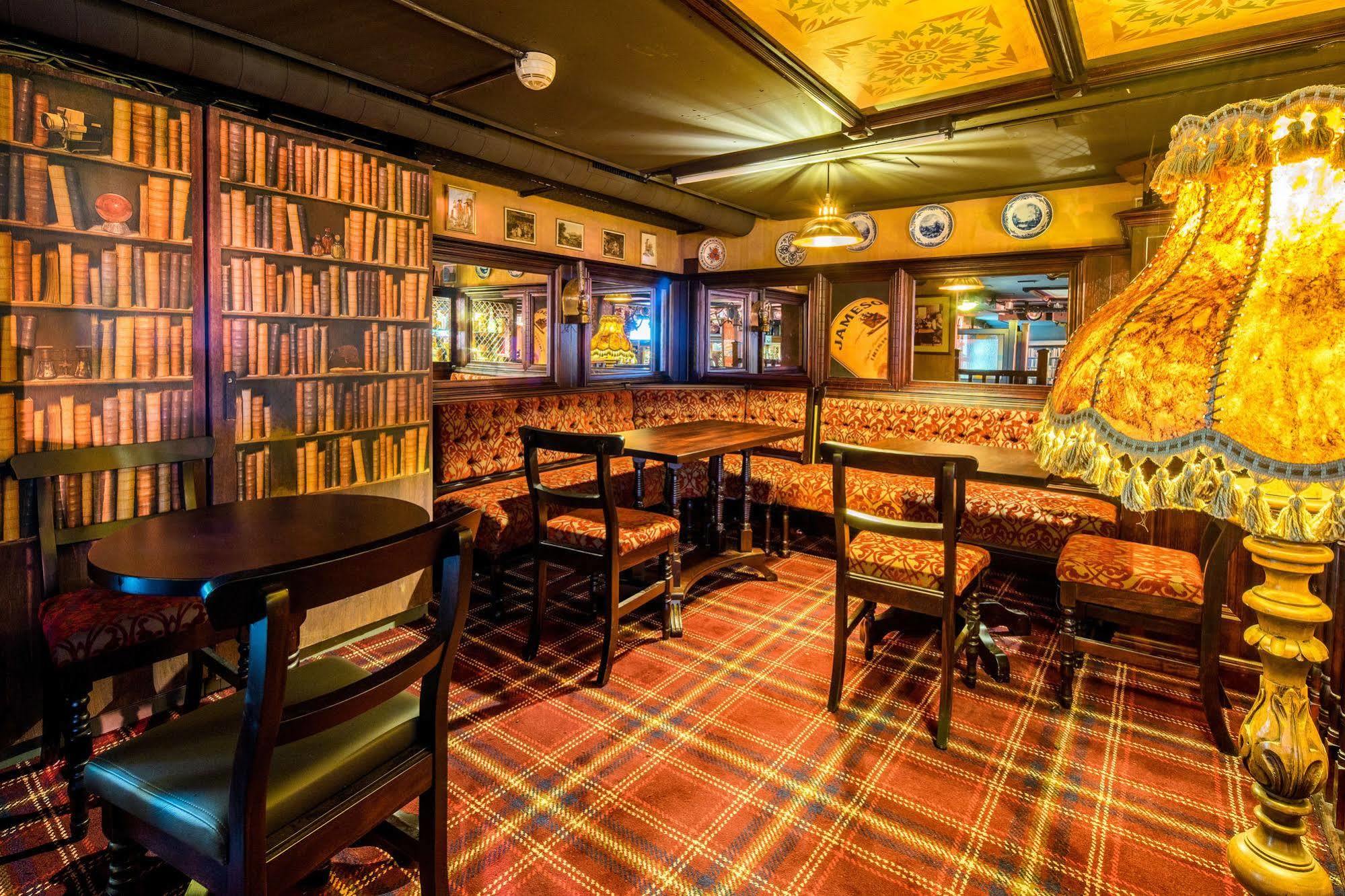 Hotel Central Continental Интерлакен Екстериор снимка