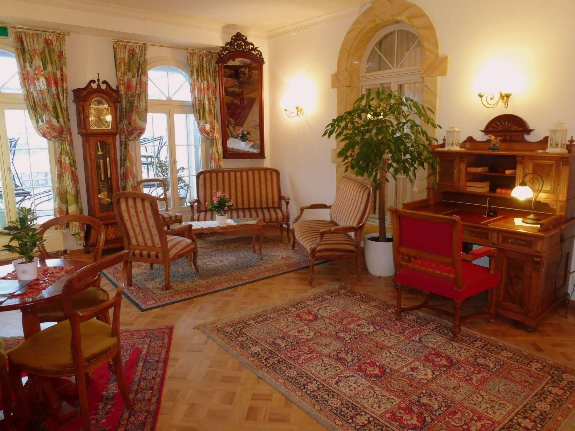 Hotel Central Continental Интерлакен Екстериор снимка